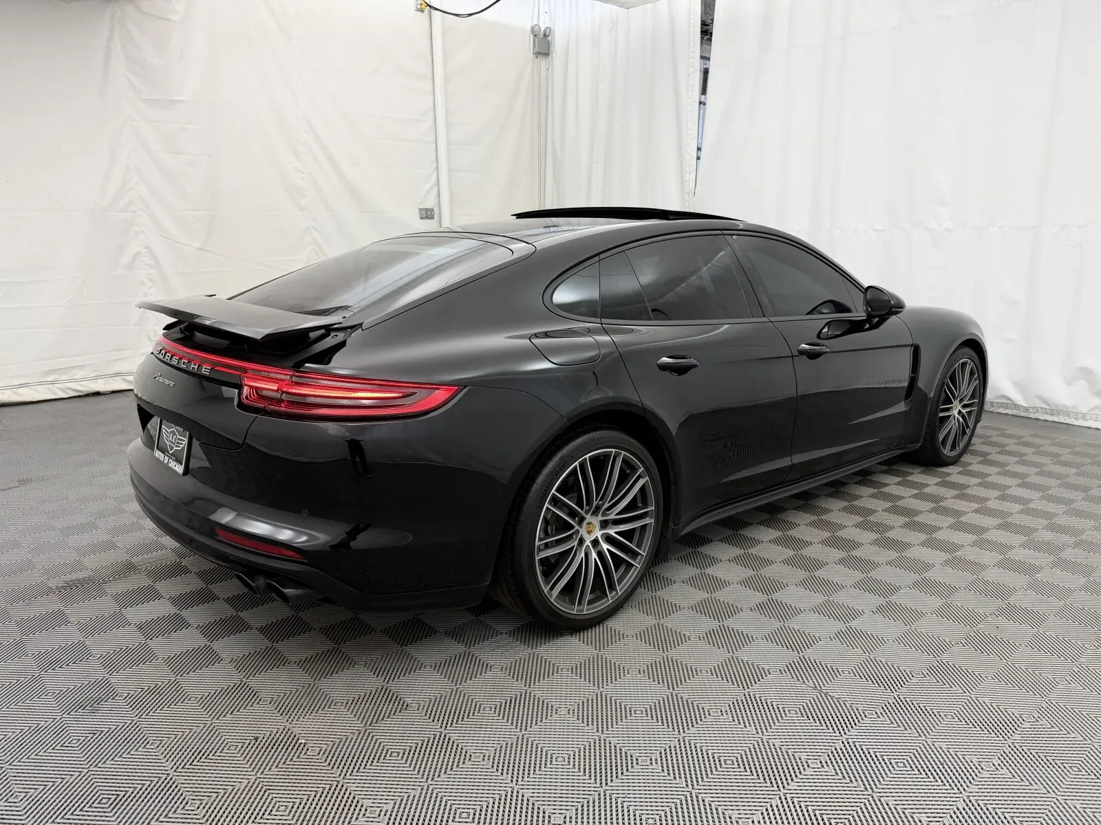 Porsche Panamera photo 7