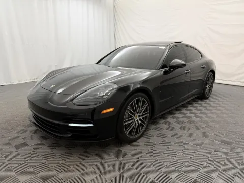 Photos of 2018 Porsche Panamera 4 for sale in Arlington Heights, IL at Autos of Chicago