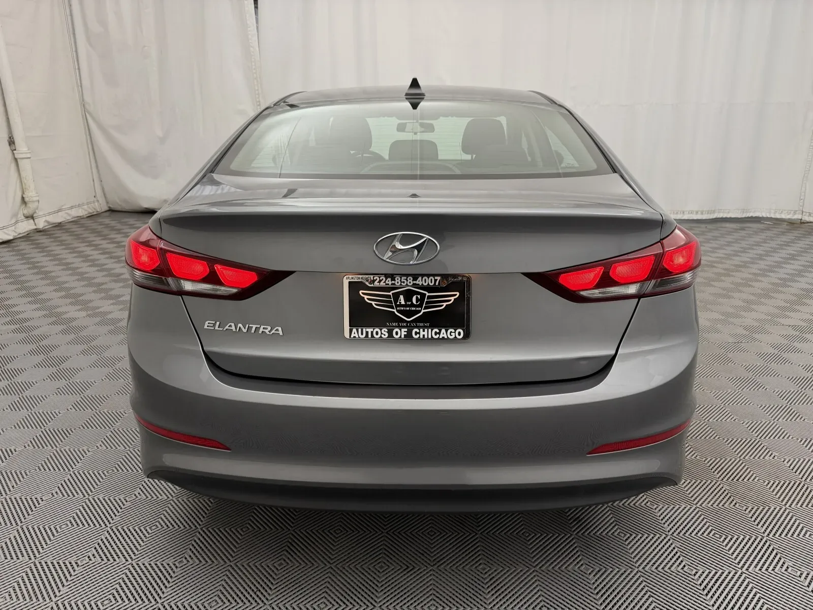 Hyundai Elantra photo 6