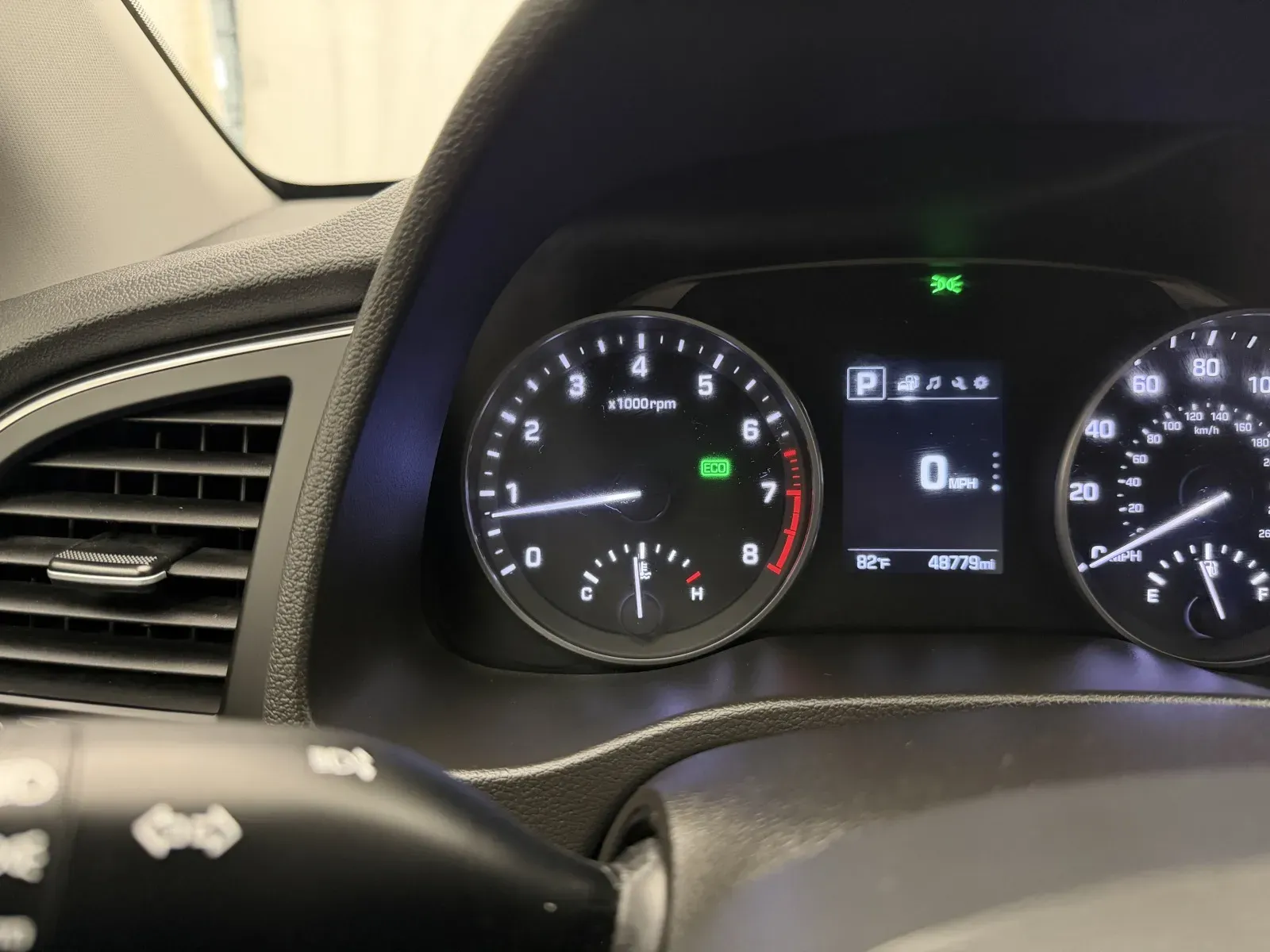 Hyundai Elantra photo 13
