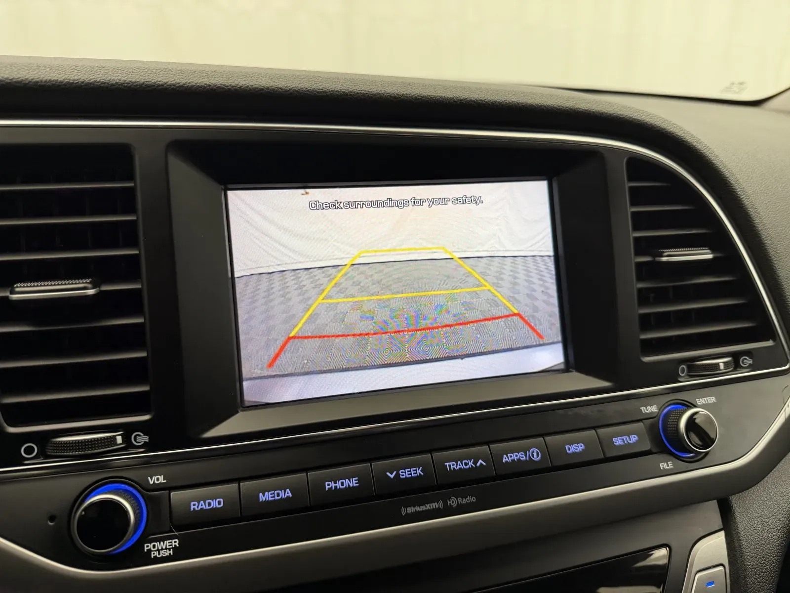 Hyundai Elantra photo 20