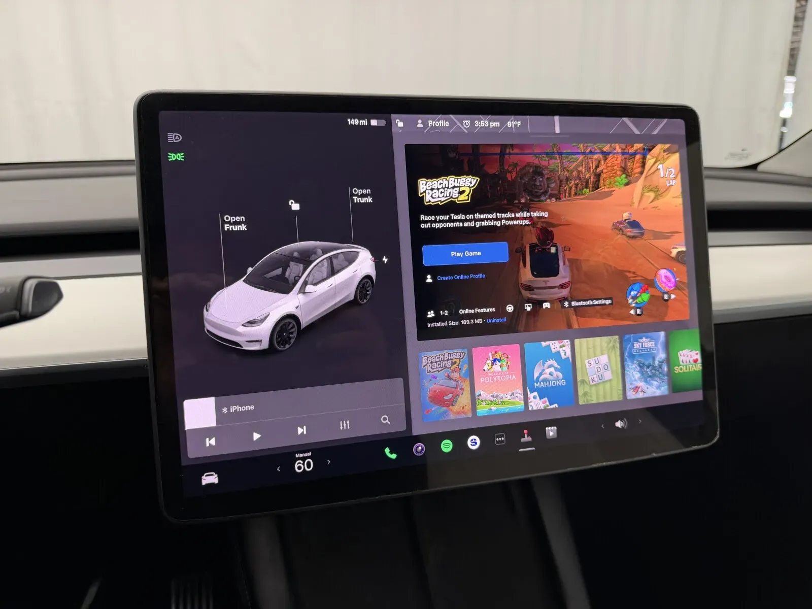 Tesla Model Y photo 24