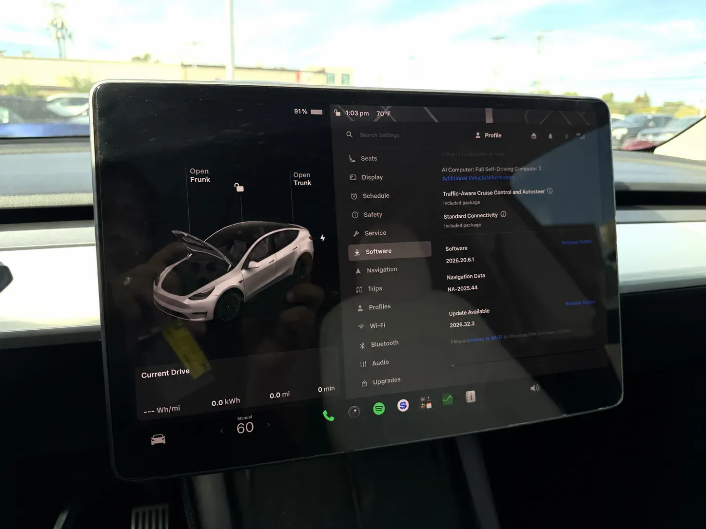 Tesla Model Y photo 22