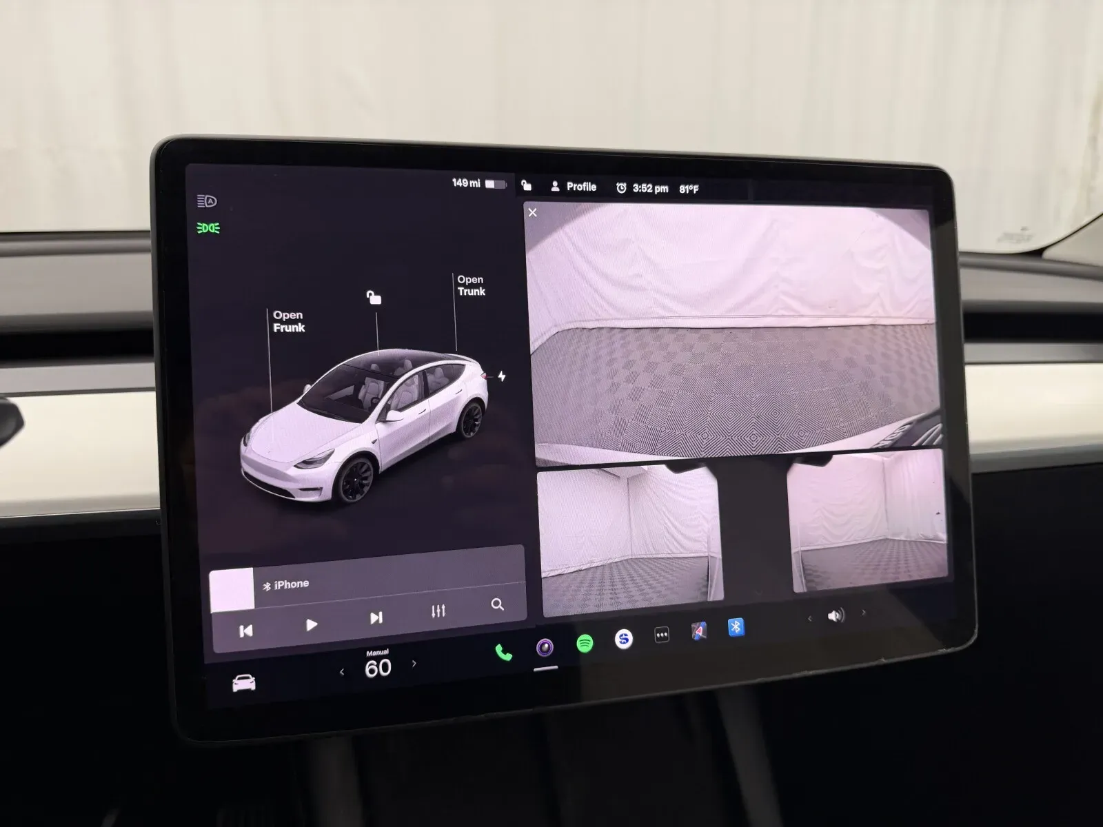 Tesla Model Y photo 17