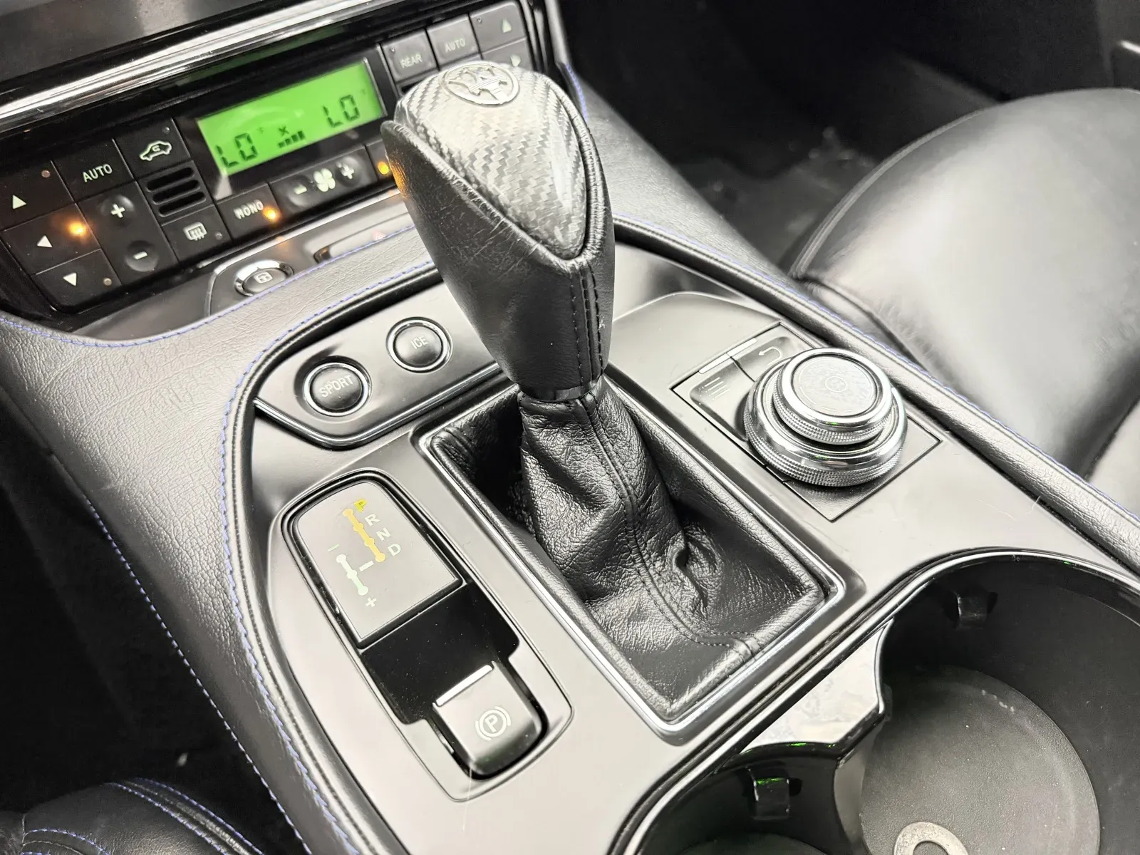 Maserati Granturismo photo 24