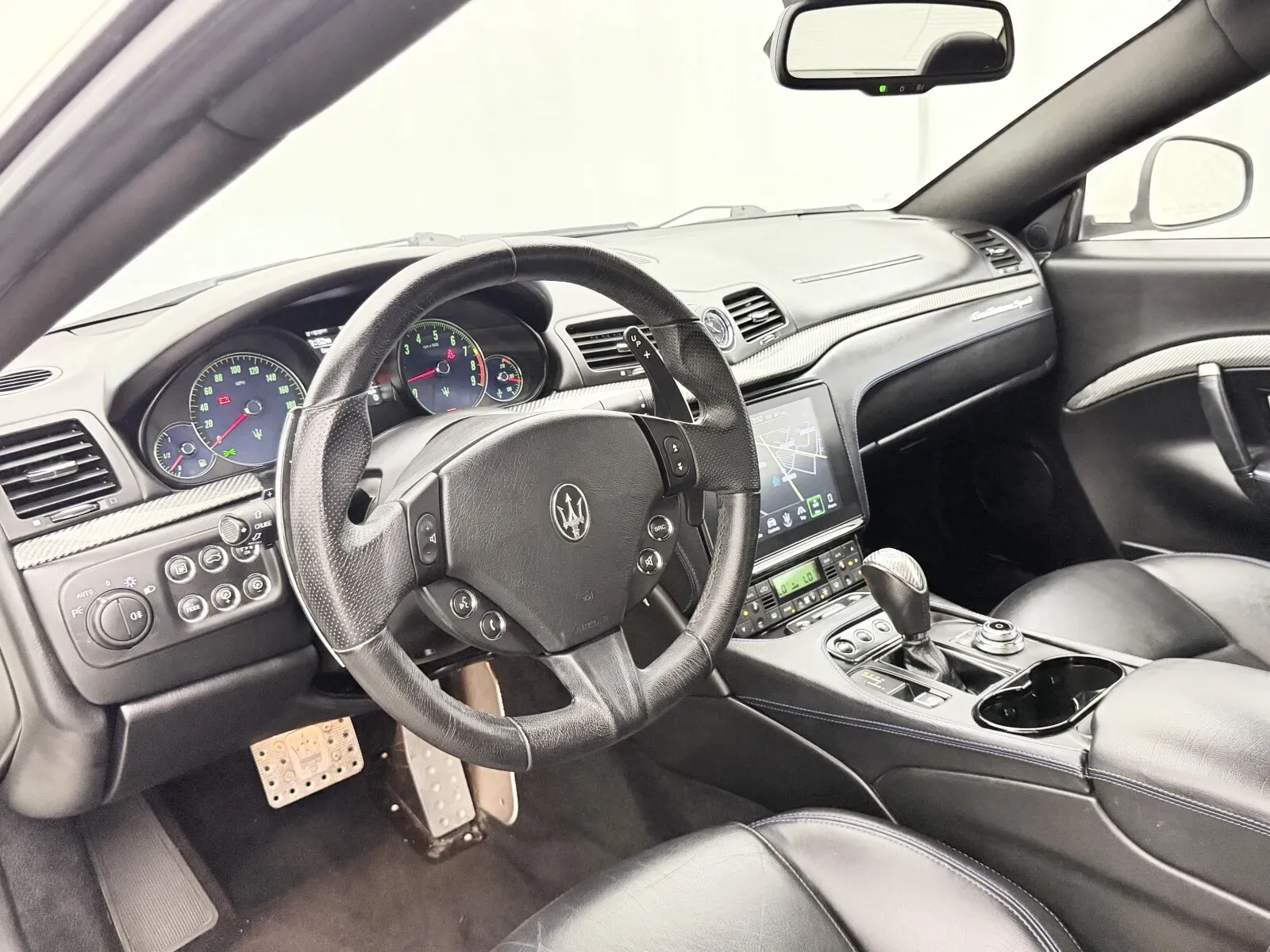 Maserati Granturismo photo 10
