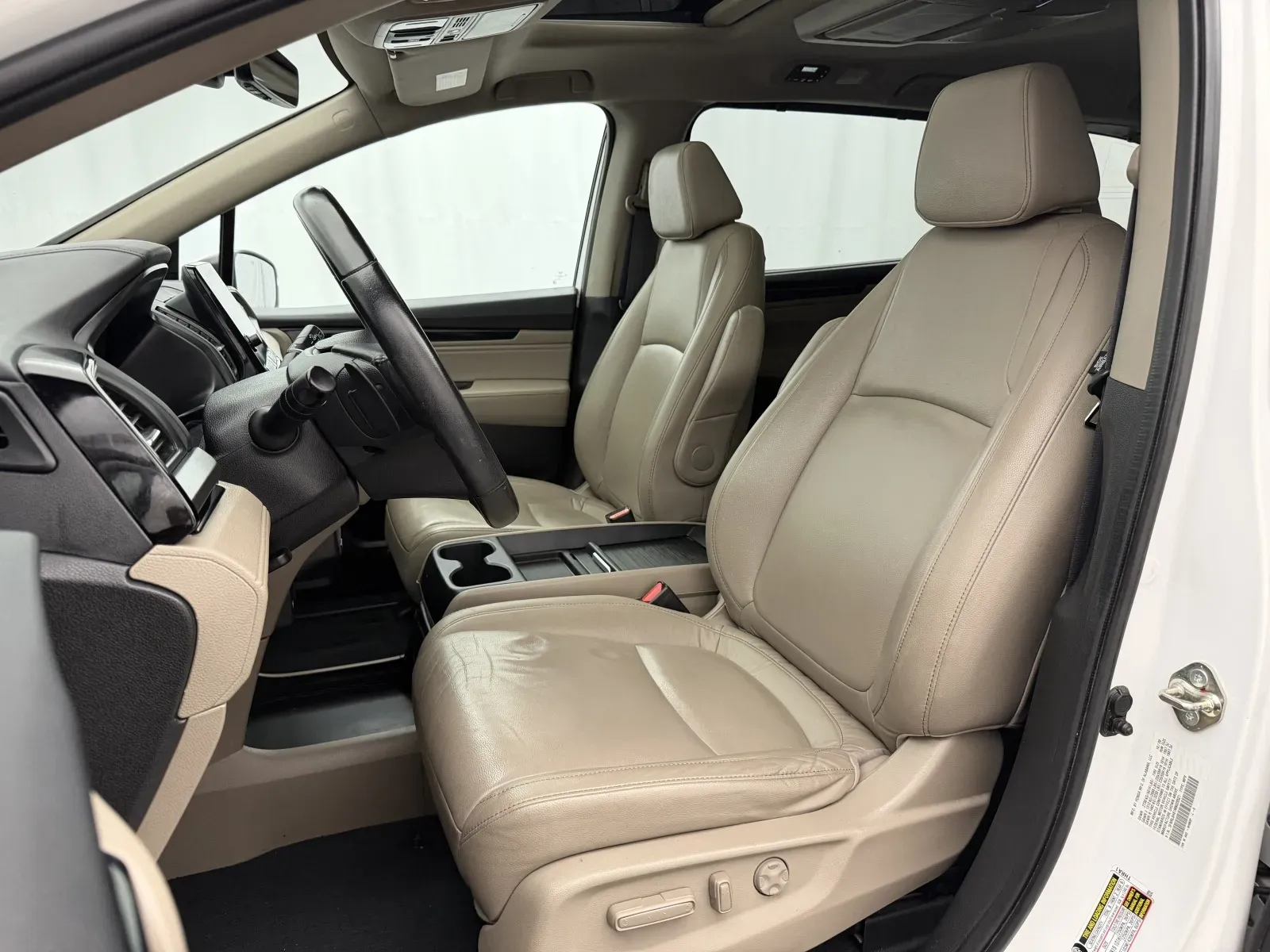 Honda Odyssey photo 9