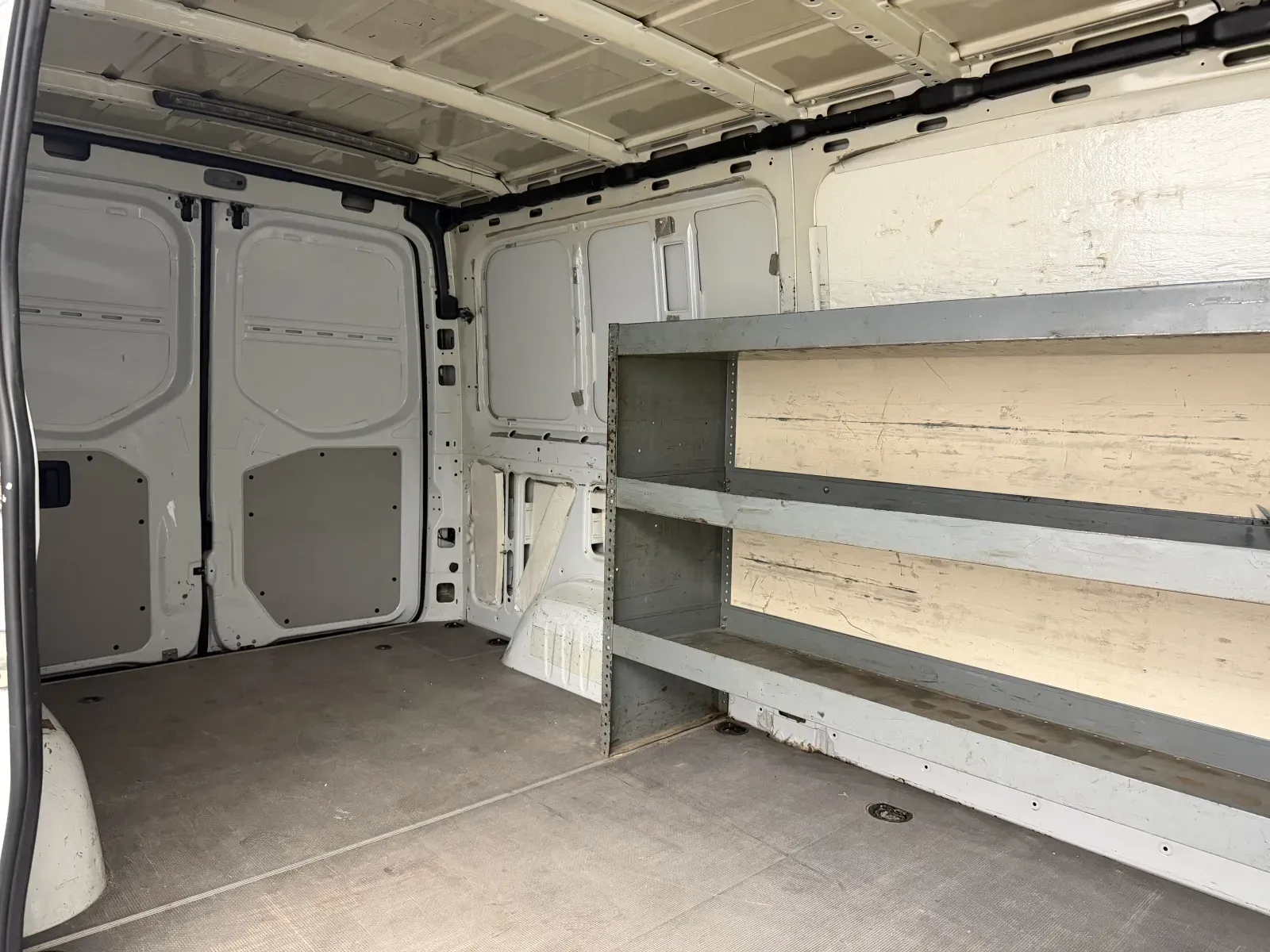 Mercedes-Benz Sprinter photo 8