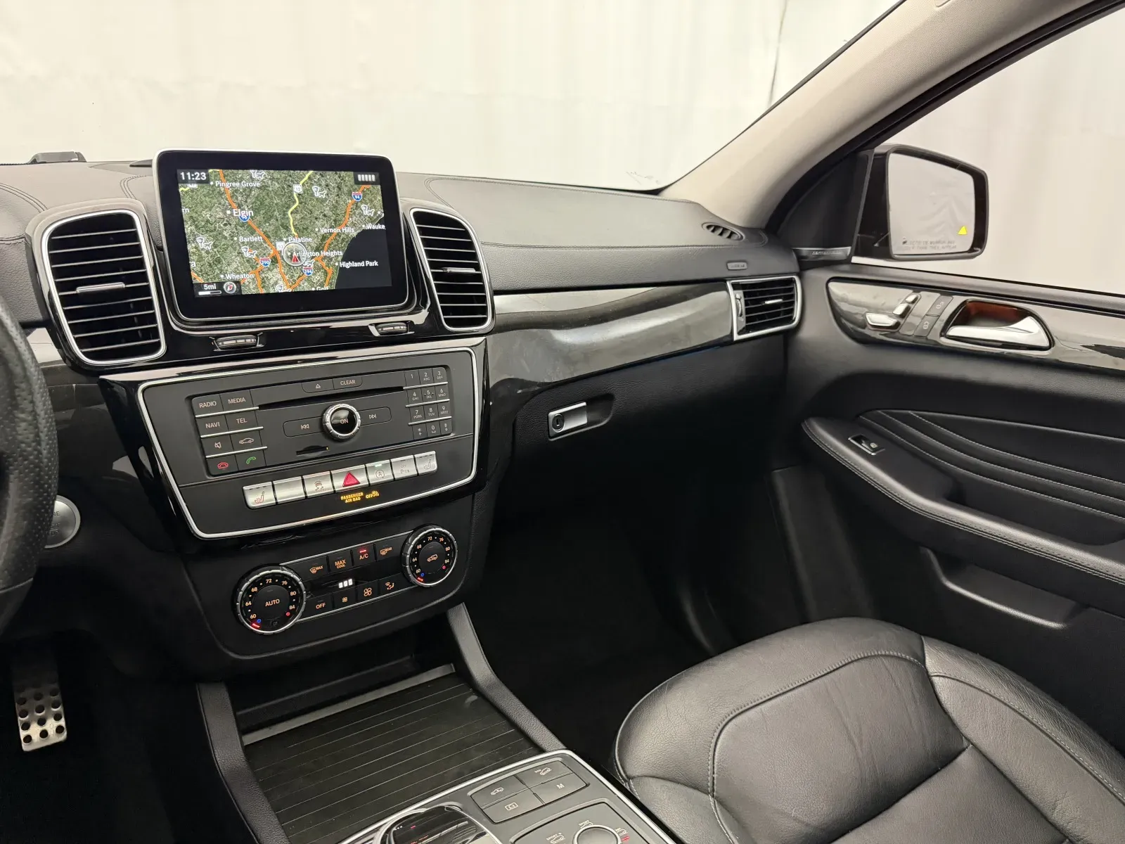 Mercedes-Benz GLE photo 19