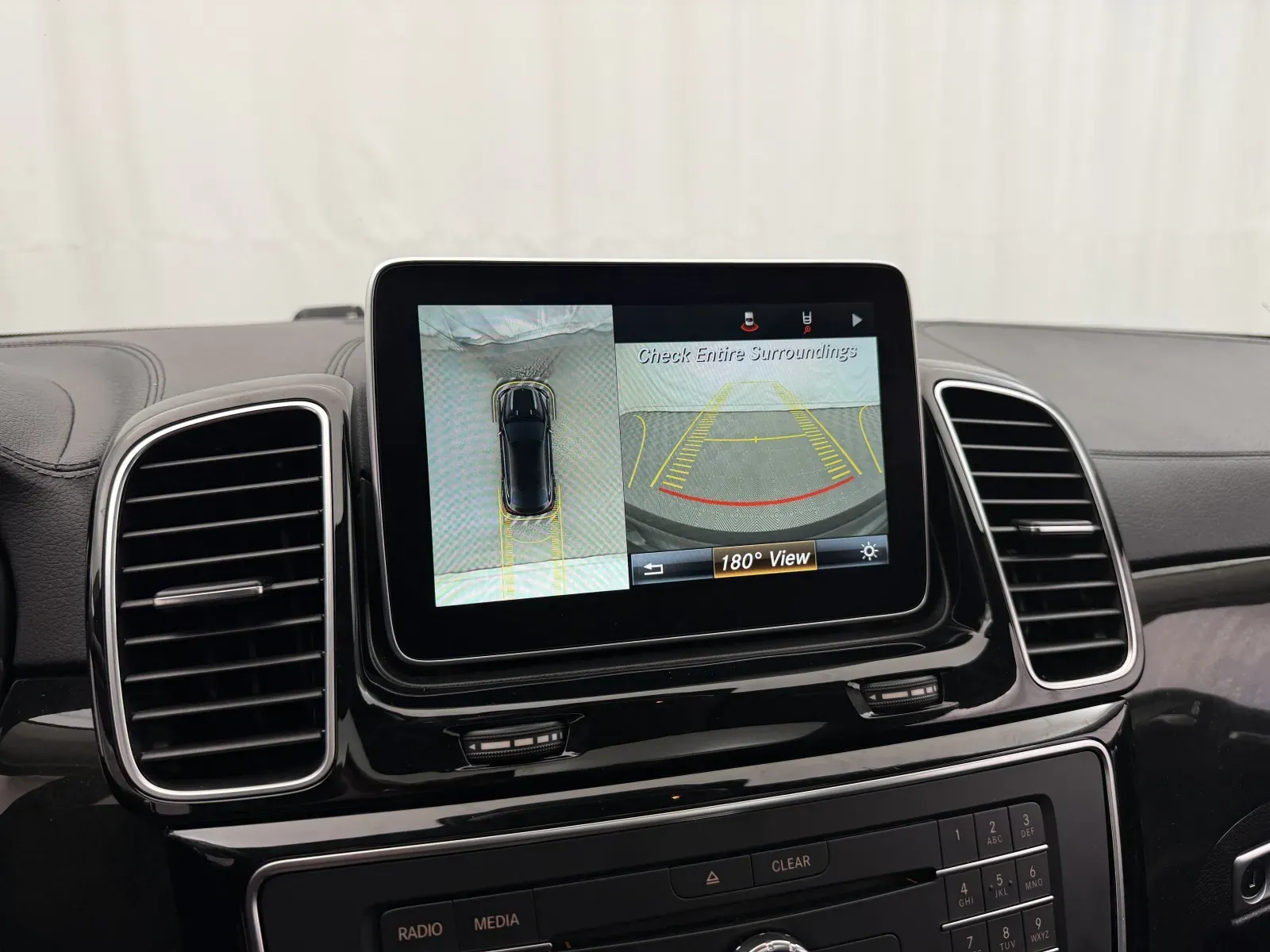 Mercedes-Benz GLE photo 20