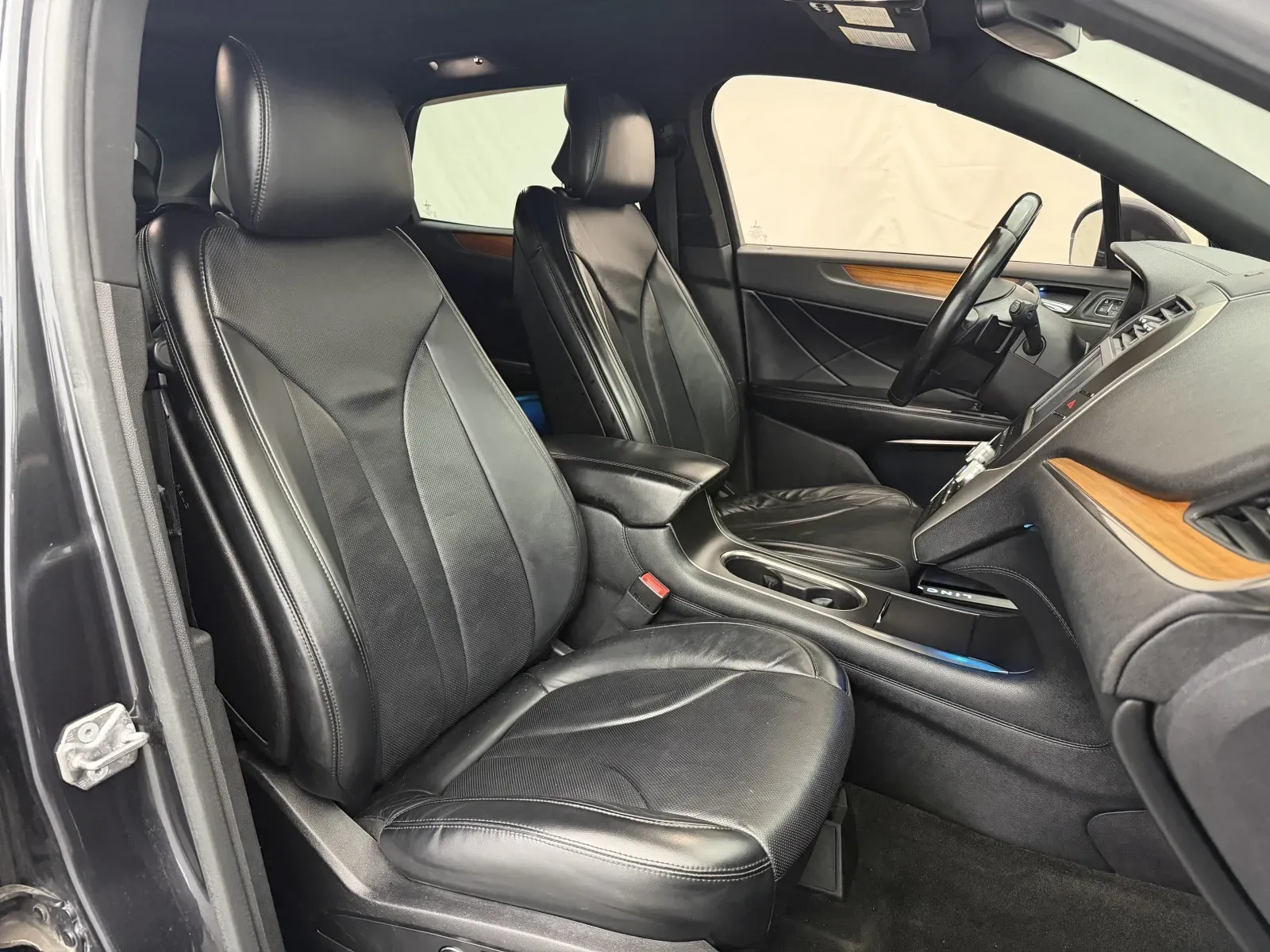 Lincoln MKC photo 26