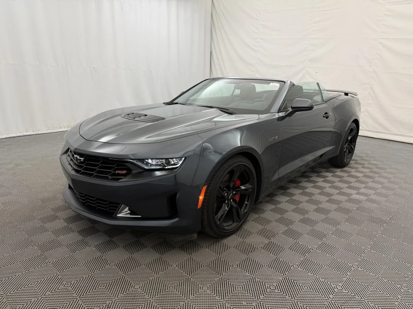 Chevrolet Camaro photo 2