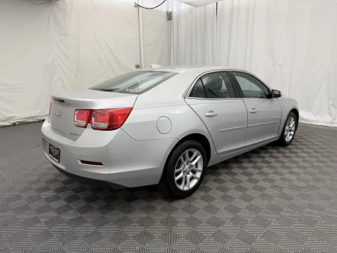 More photos of 2015 Chevrolet Malibu LT at Autos of Chicago, IL