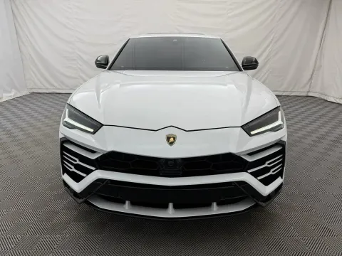 Another view of 2021 Lamborghini Urus Pearl Capsule for sale in Arlington Heights, IL at Autos of Chicago