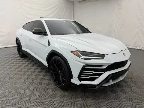 More photos of 2021 Lamborghini Urus Pearl Capsule at Autos of Chicago, IL