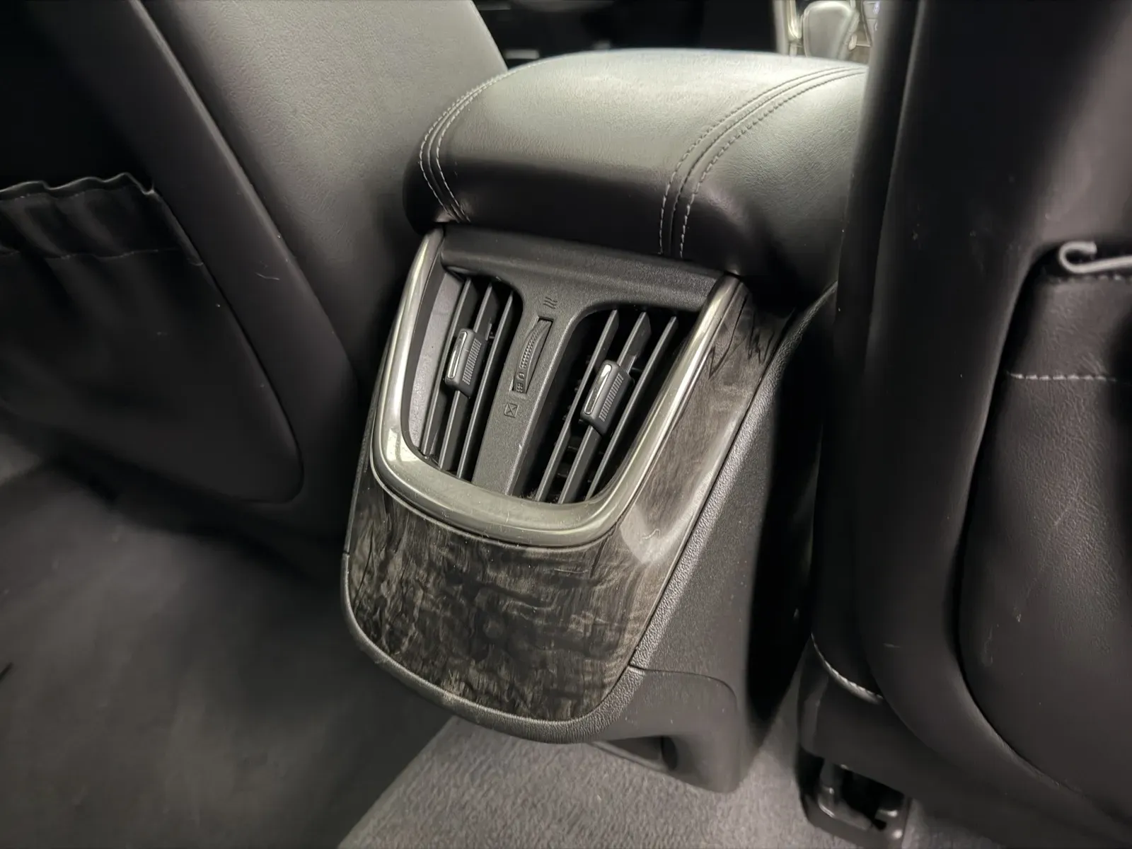 Buick LaCrosse photo 25
