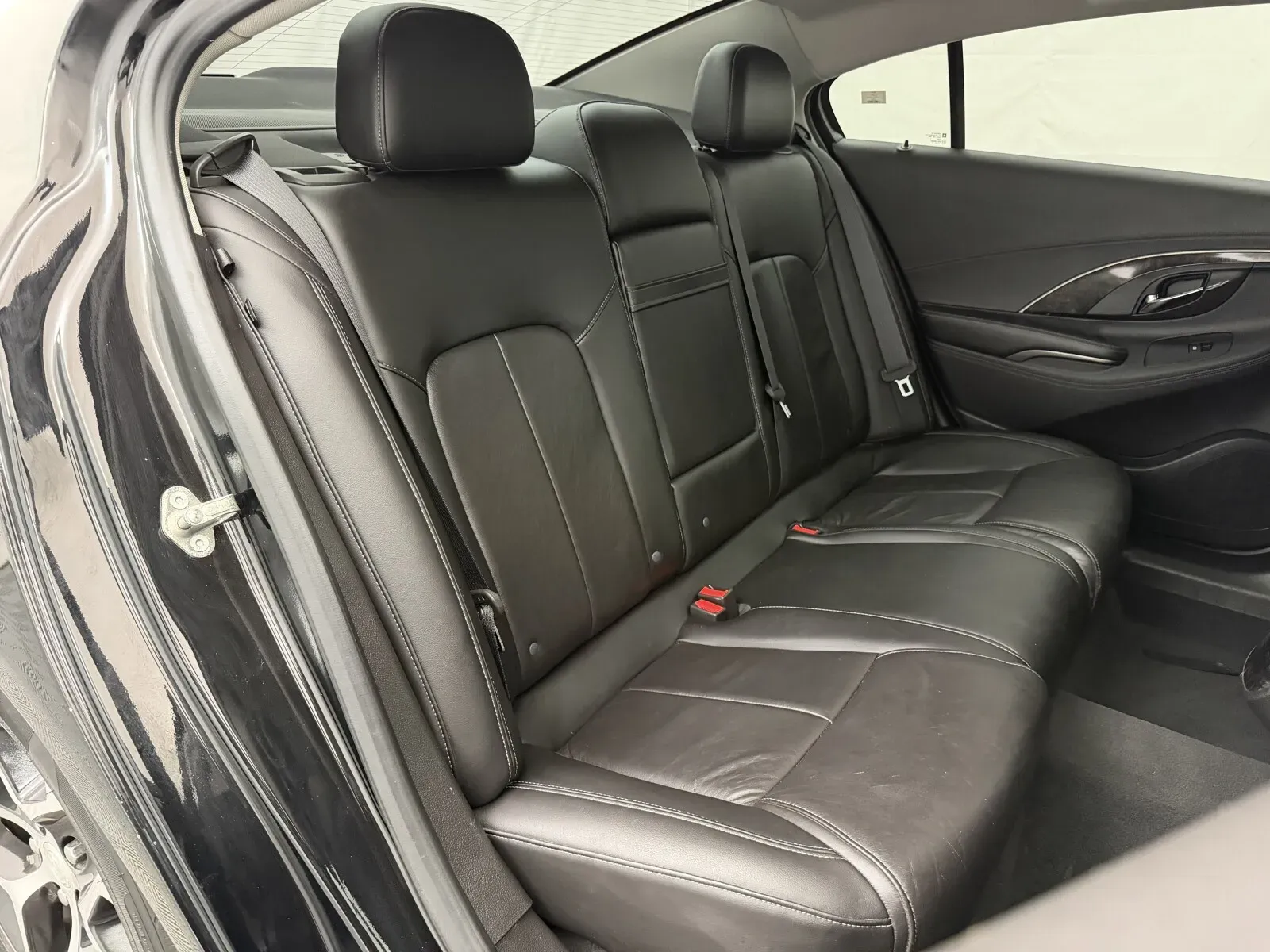 Buick LaCrosse photo 26