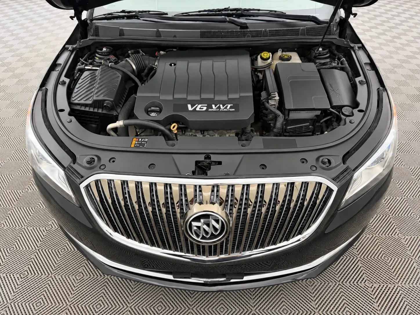 Buick LaCrosse photo 28