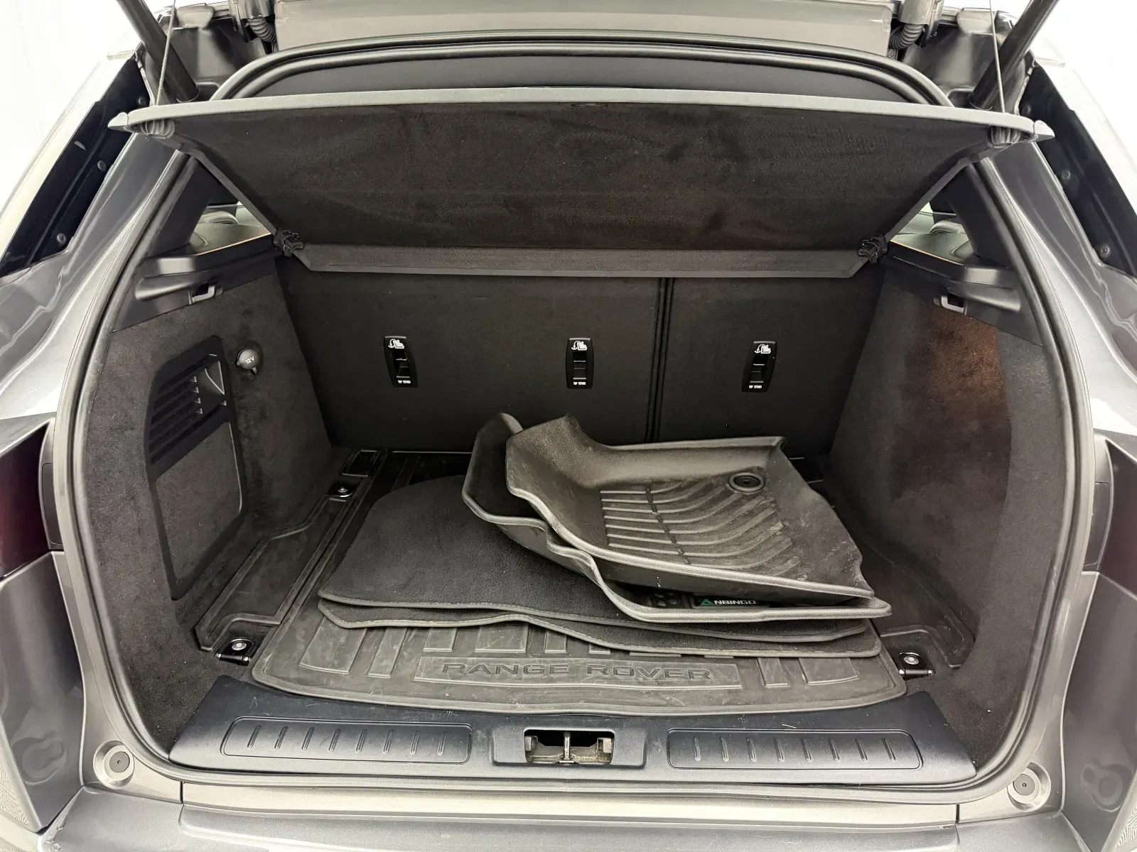 Land Rover Range Rover Evoque photo 38