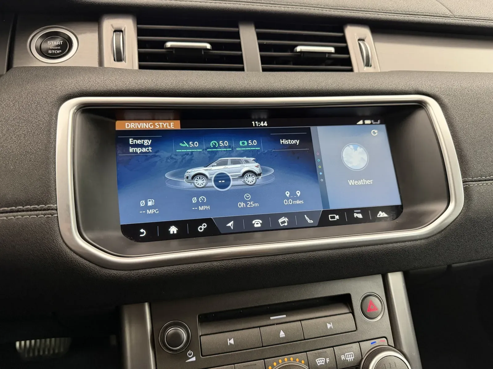 Land Rover Range Rover Evoque photo 25