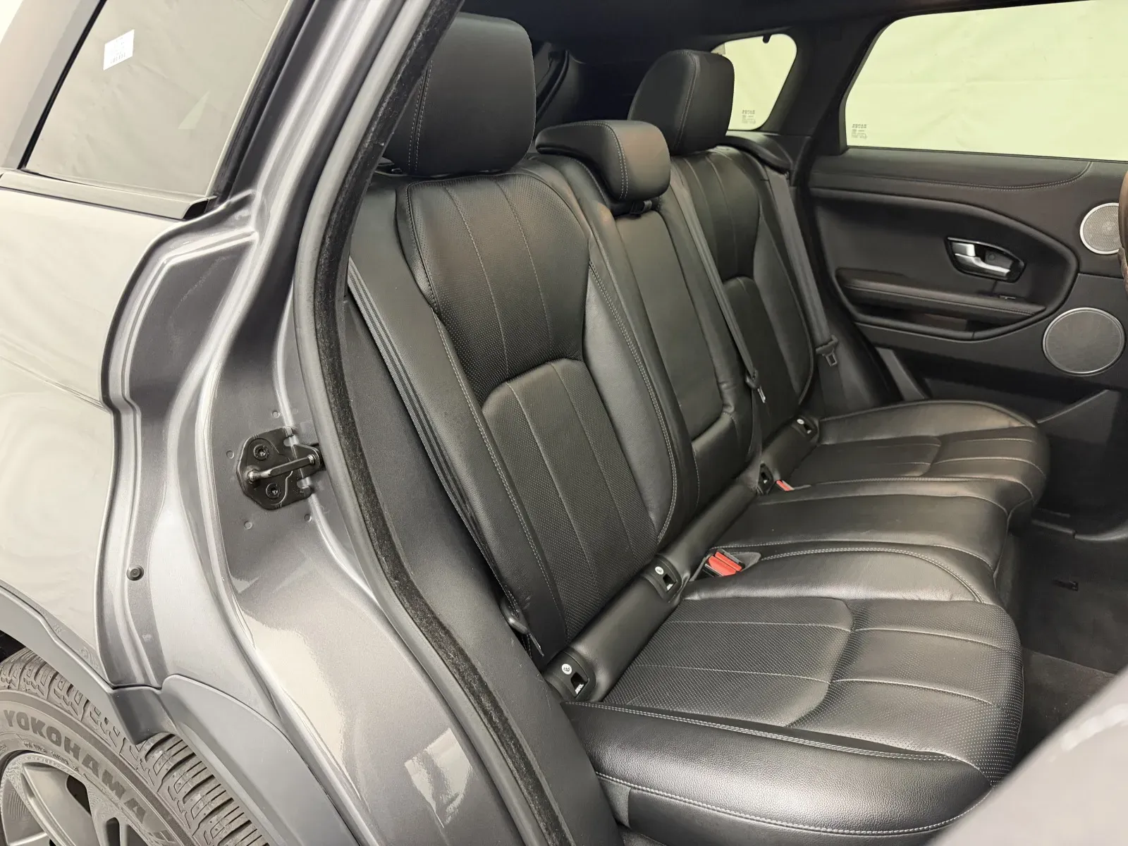 Land Rover Range Rover Evoque photo 36