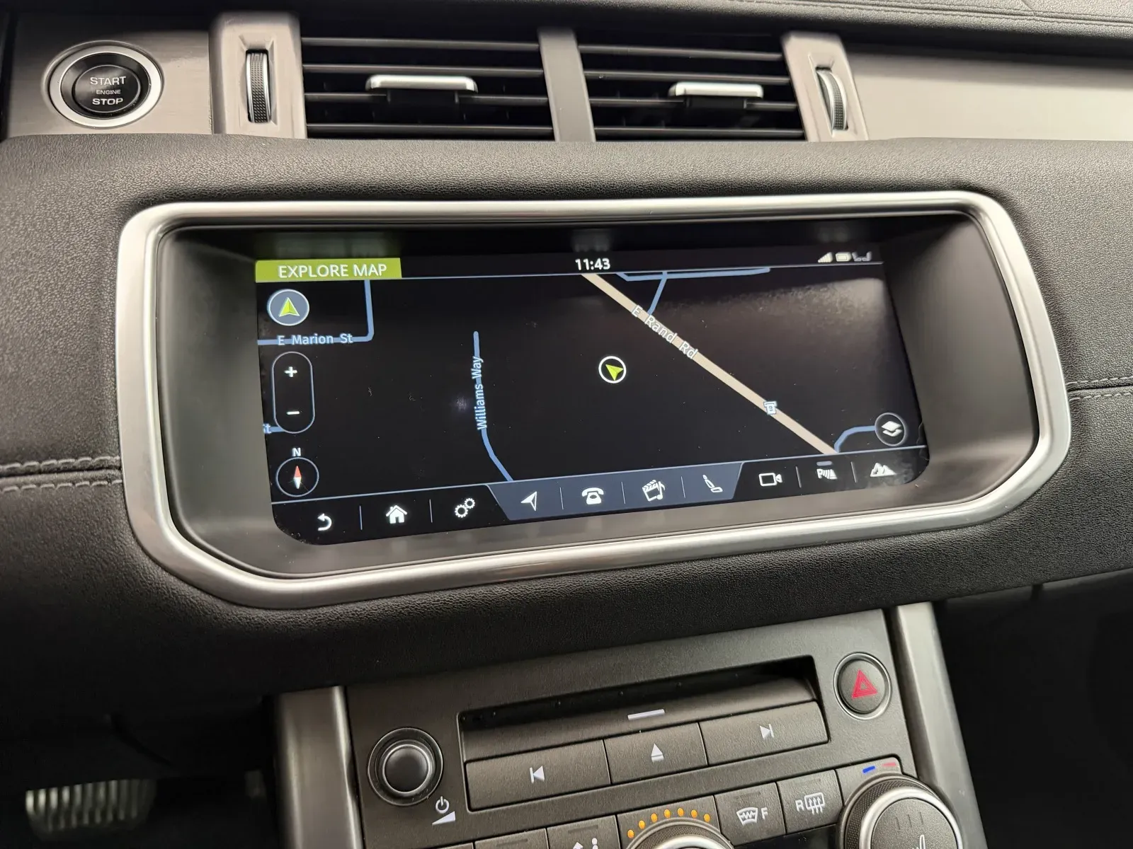 Land Rover Range Rover Evoque photo 30