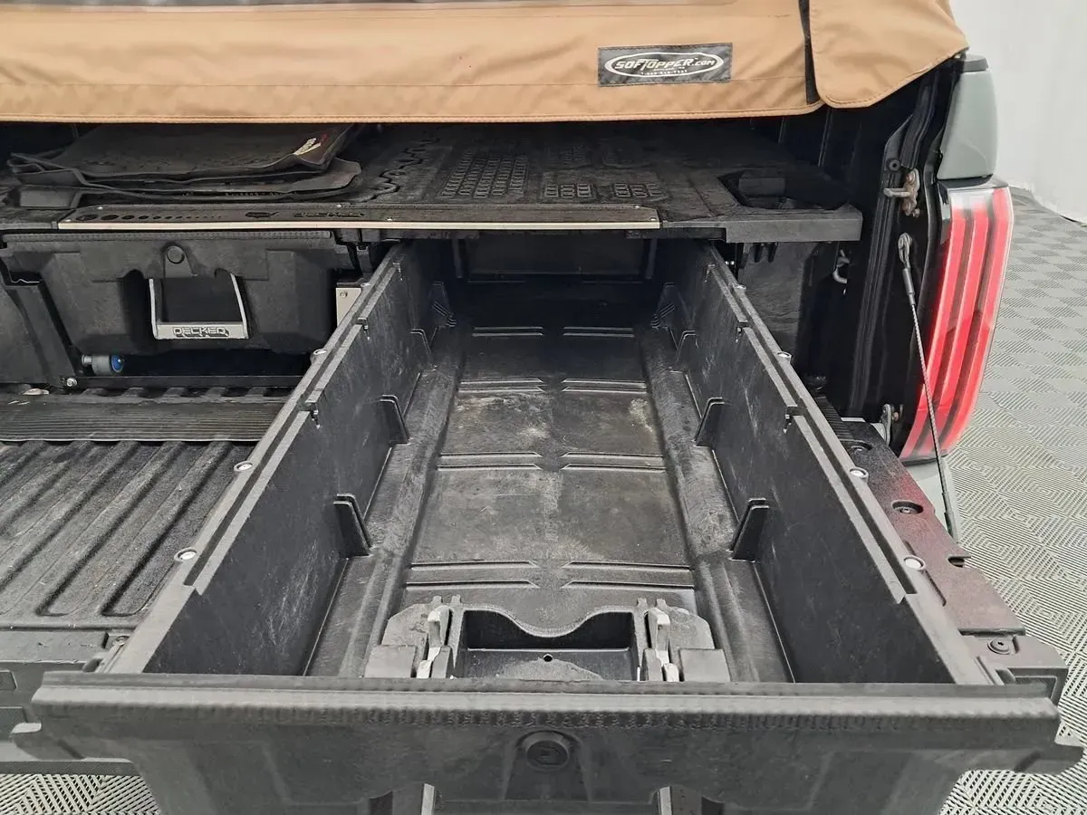 Toyota Tundra photo 13