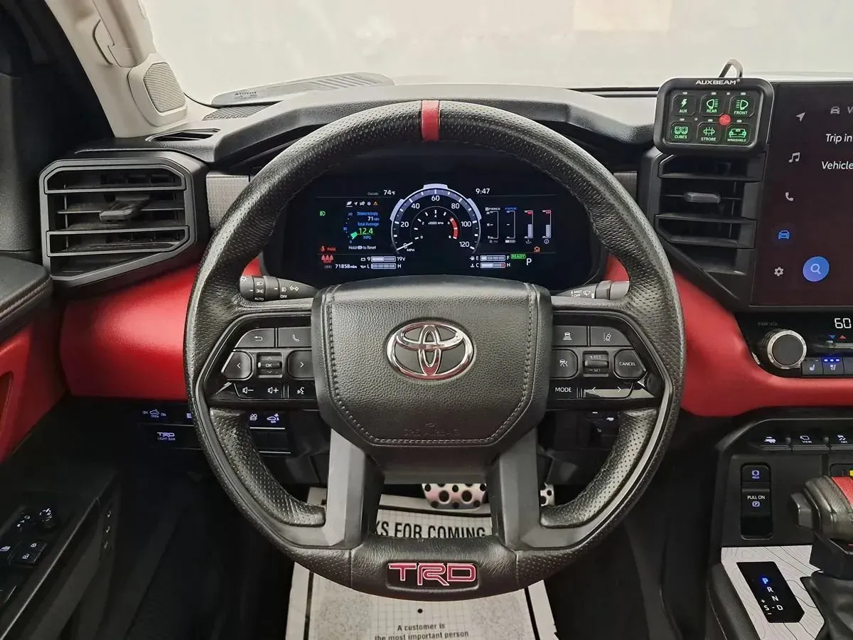 Toyota Tundra photo 22