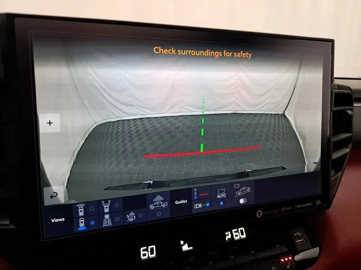 Toyota Tundra photo 38