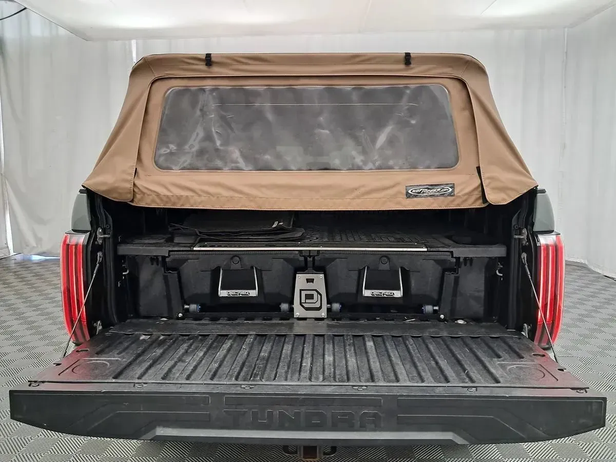 Toyota Tundra photo 10