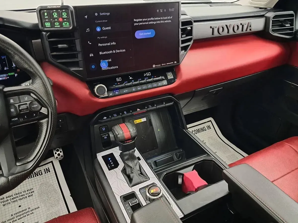 Toyota Tundra photo 31