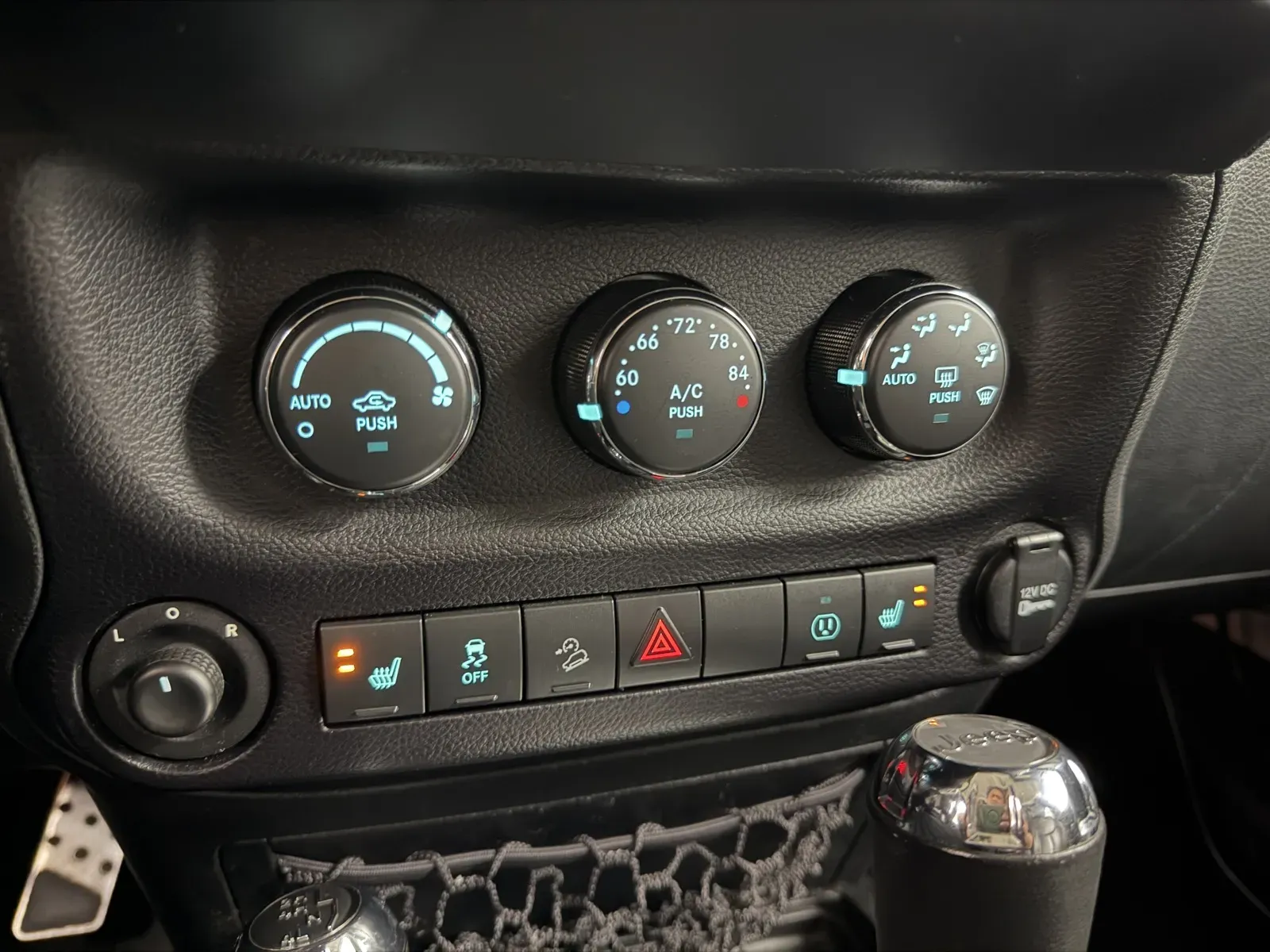 Jeep Wrangler photo 21
