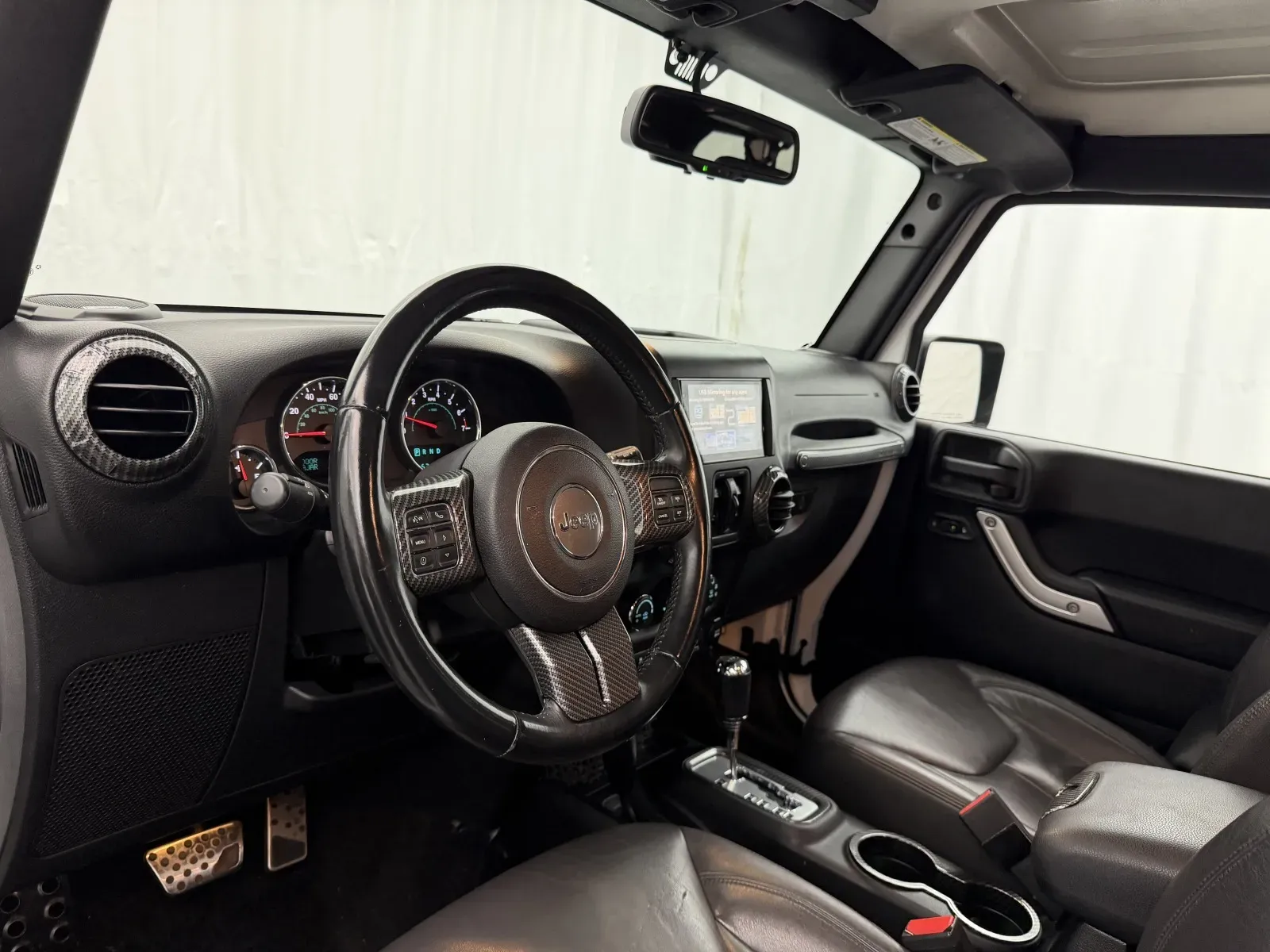 Jeep Wrangler photo 11