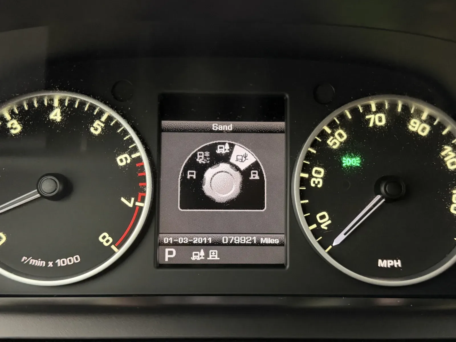 Land Rover LR4 photo 16