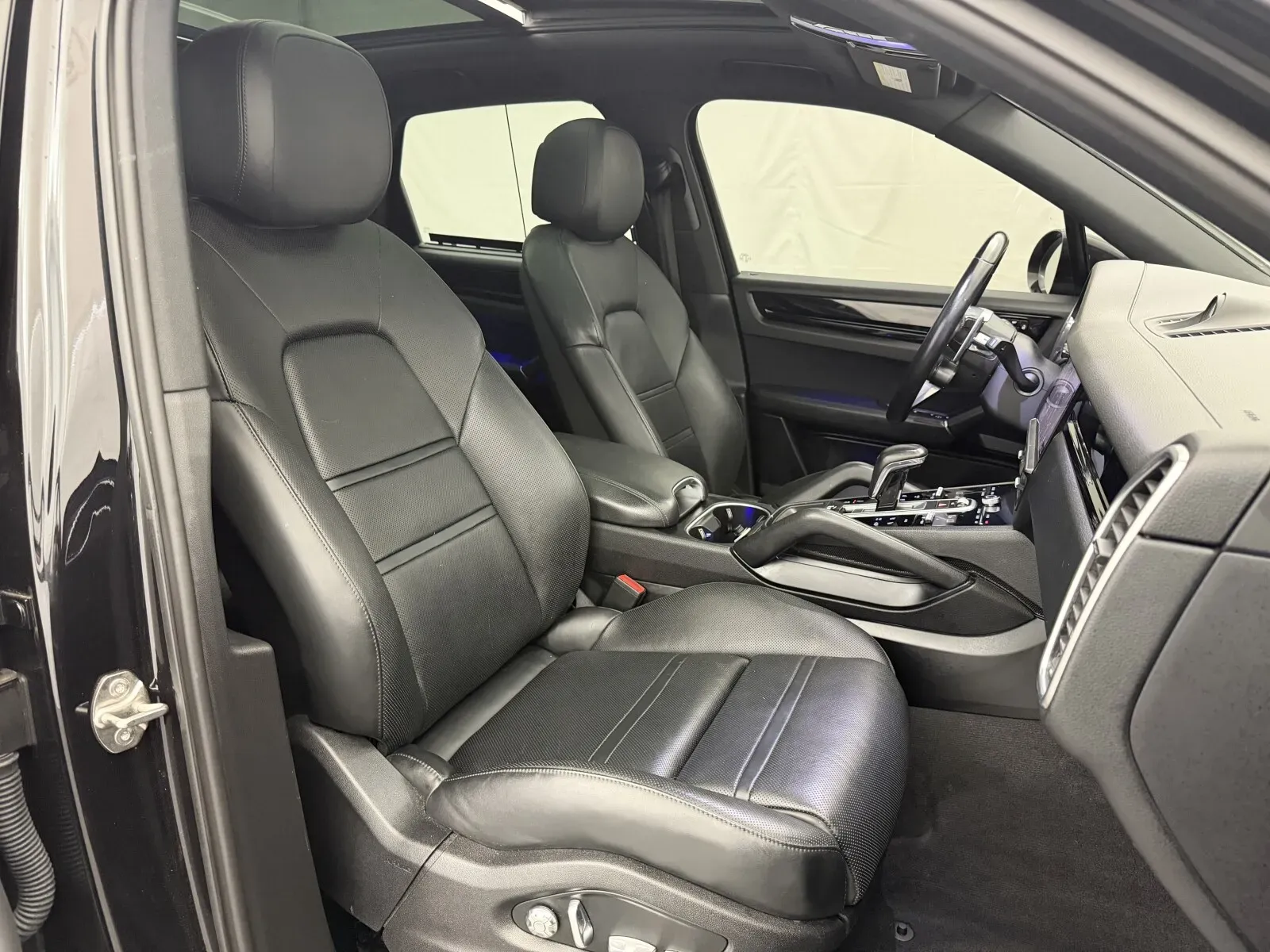 Porsche Cayenne photo 47