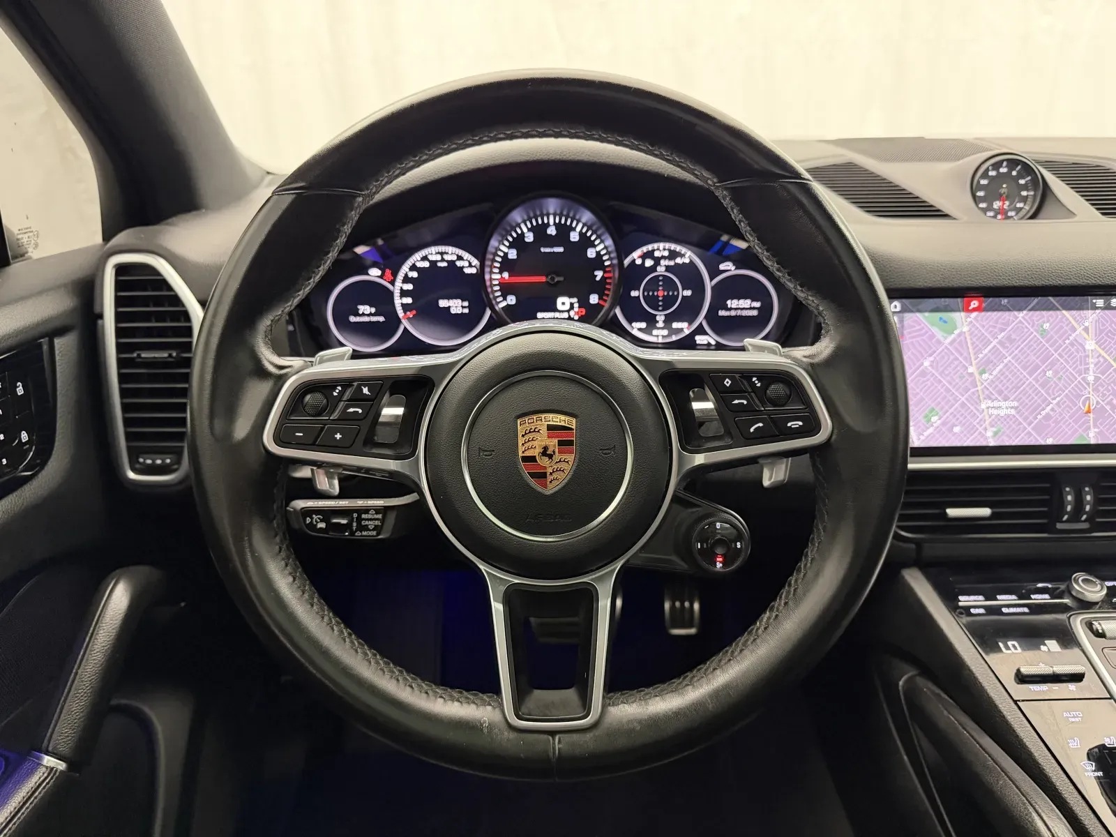 Porsche Cayenne photo 11