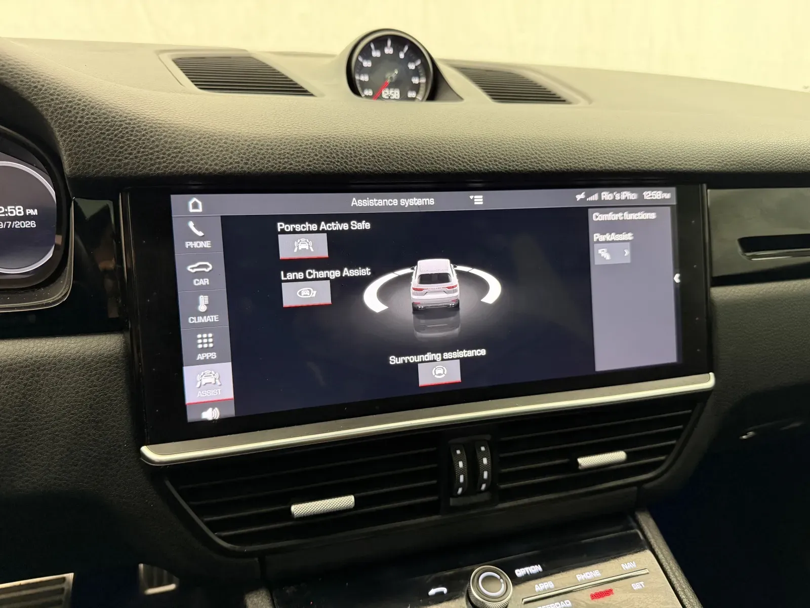 Porsche Cayenne photo 29