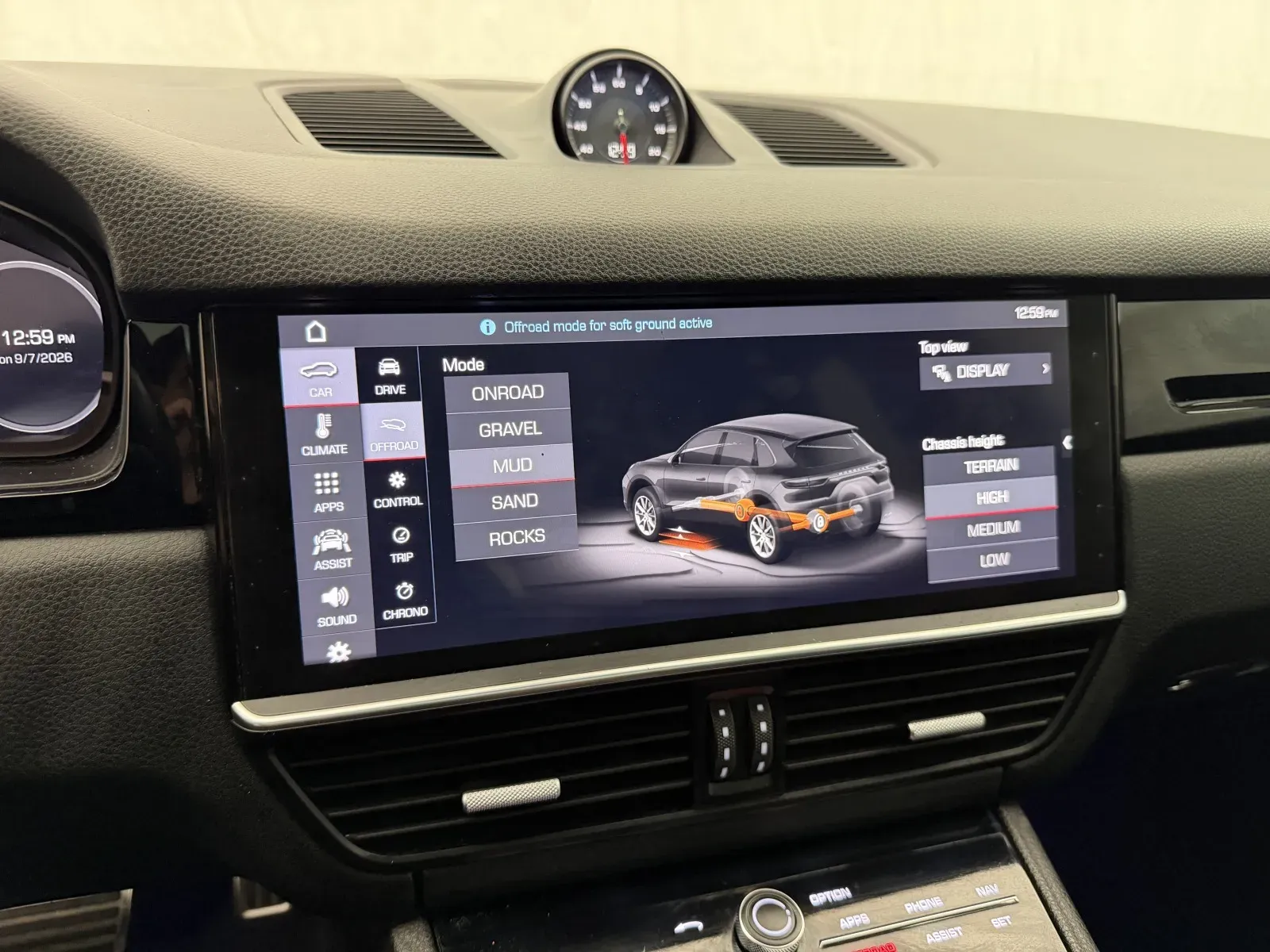 Porsche Cayenne photo 35