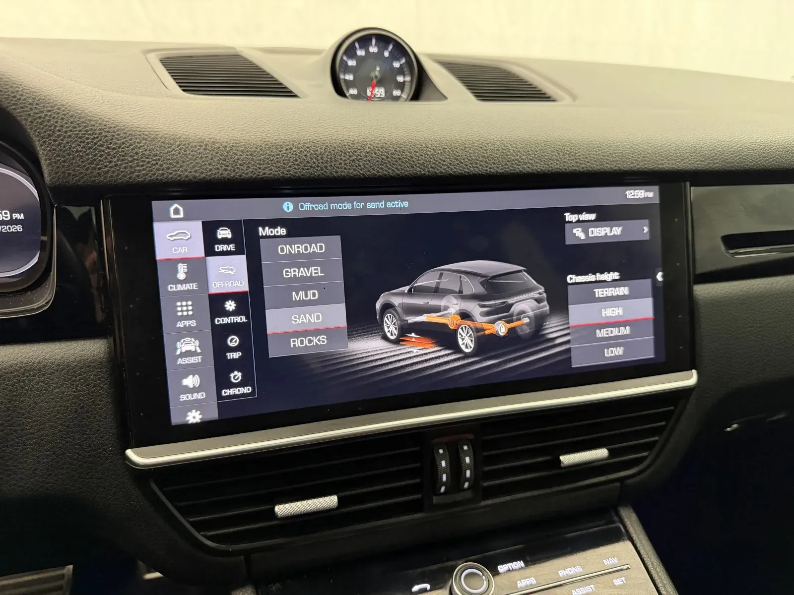 Porsche Cayenne photo 36