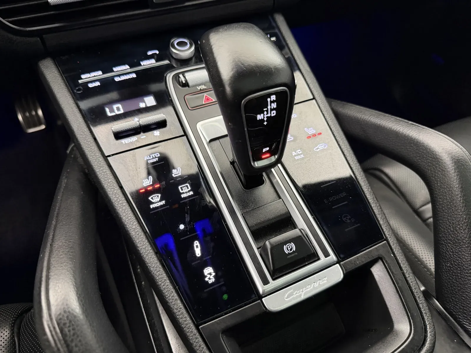 Porsche Cayenne photo 42