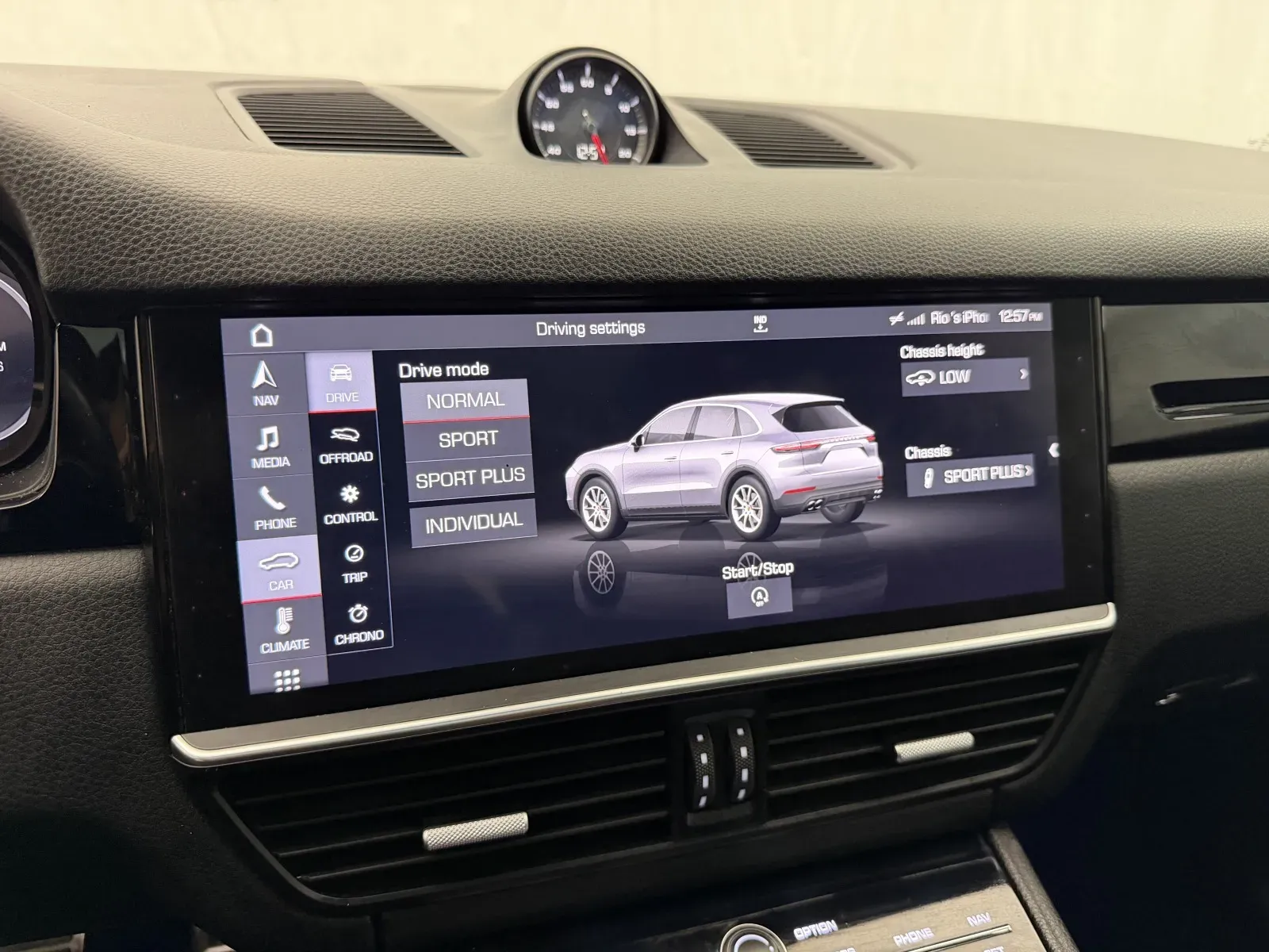 Porsche Cayenne photo 24