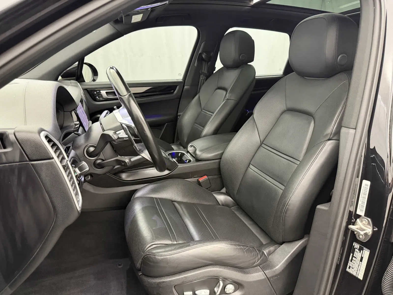Porsche Cayenne photo 9