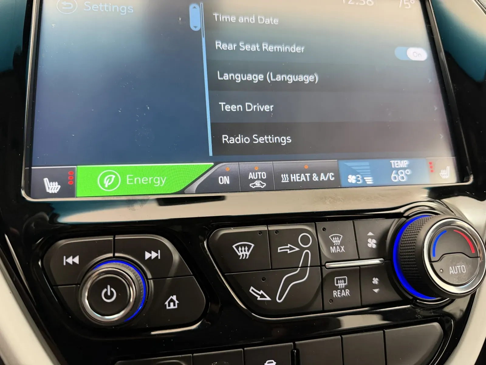 Chevrolet Bolt EV photo 20