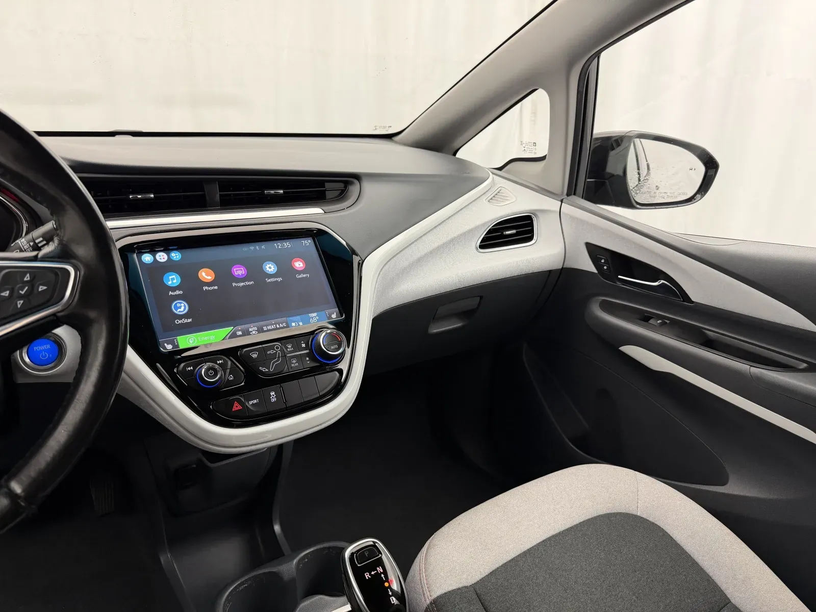 Chevrolet Bolt EV photo 17