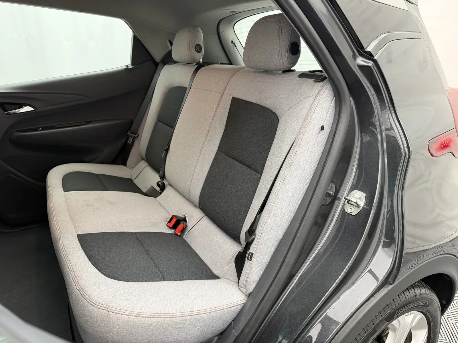 Chevrolet Bolt EV photo 24