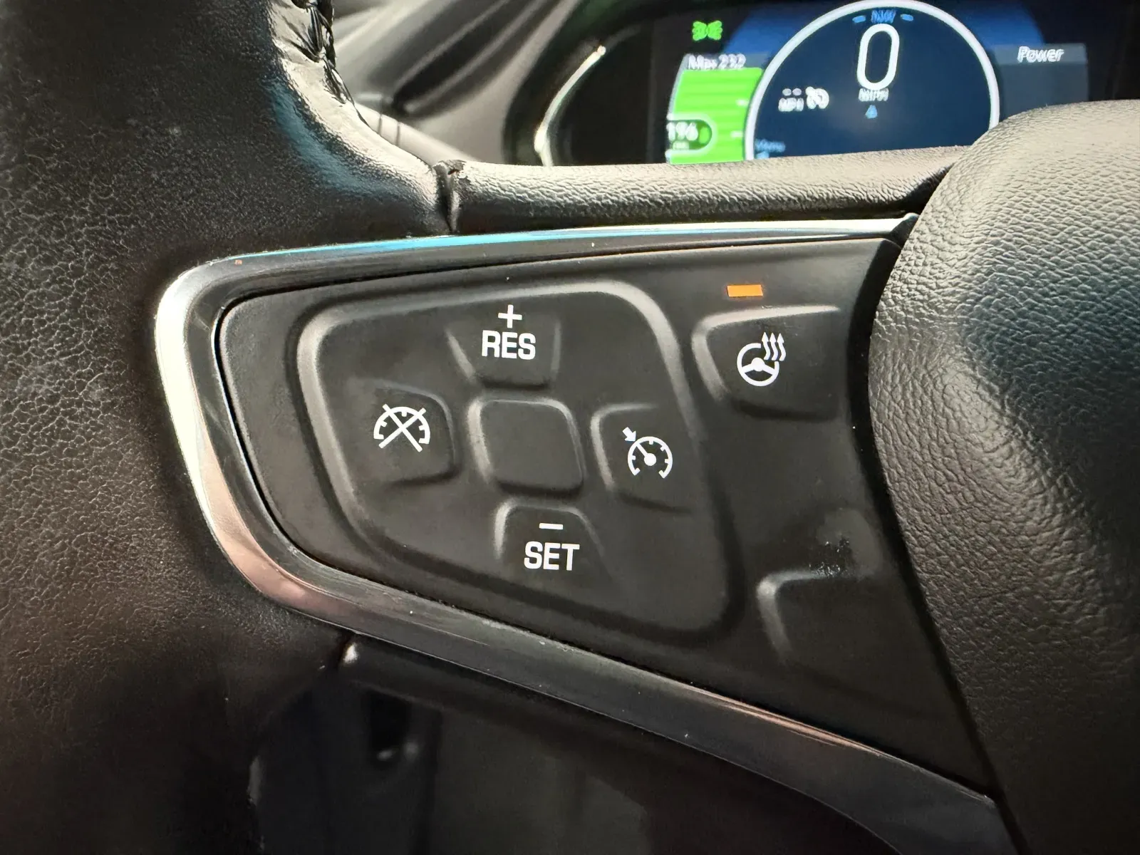 Chevrolet Bolt EV photo 12