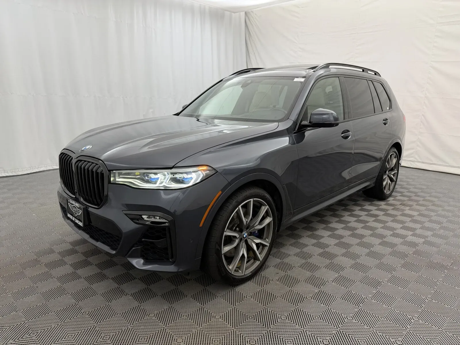 BMW X7 photo 2