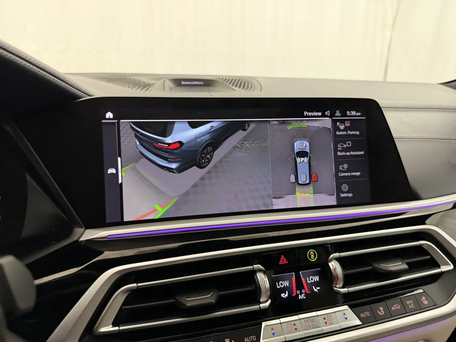 BMW X7 photo 24