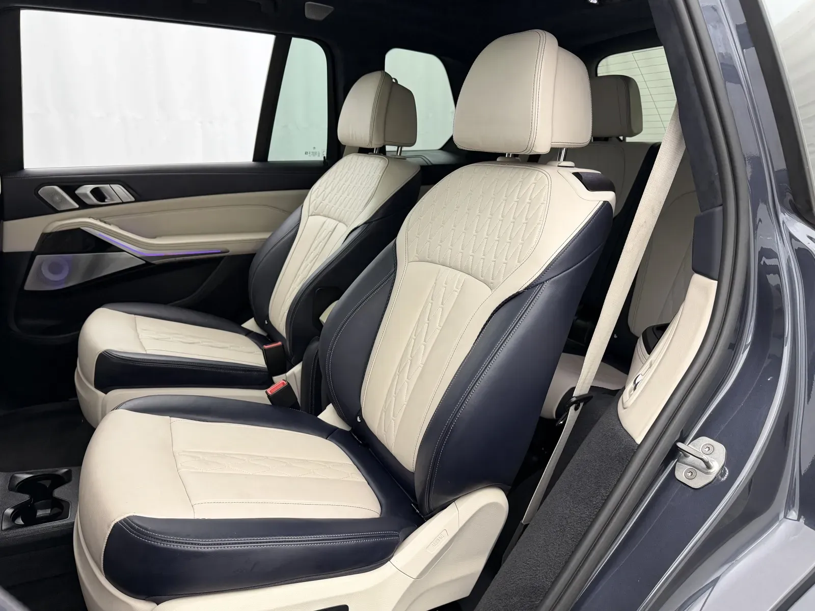 BMW X7 photo 46