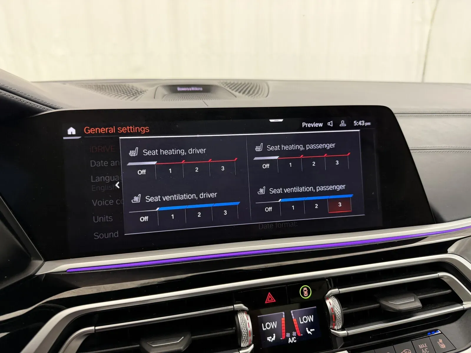 BMW X7 photo 38